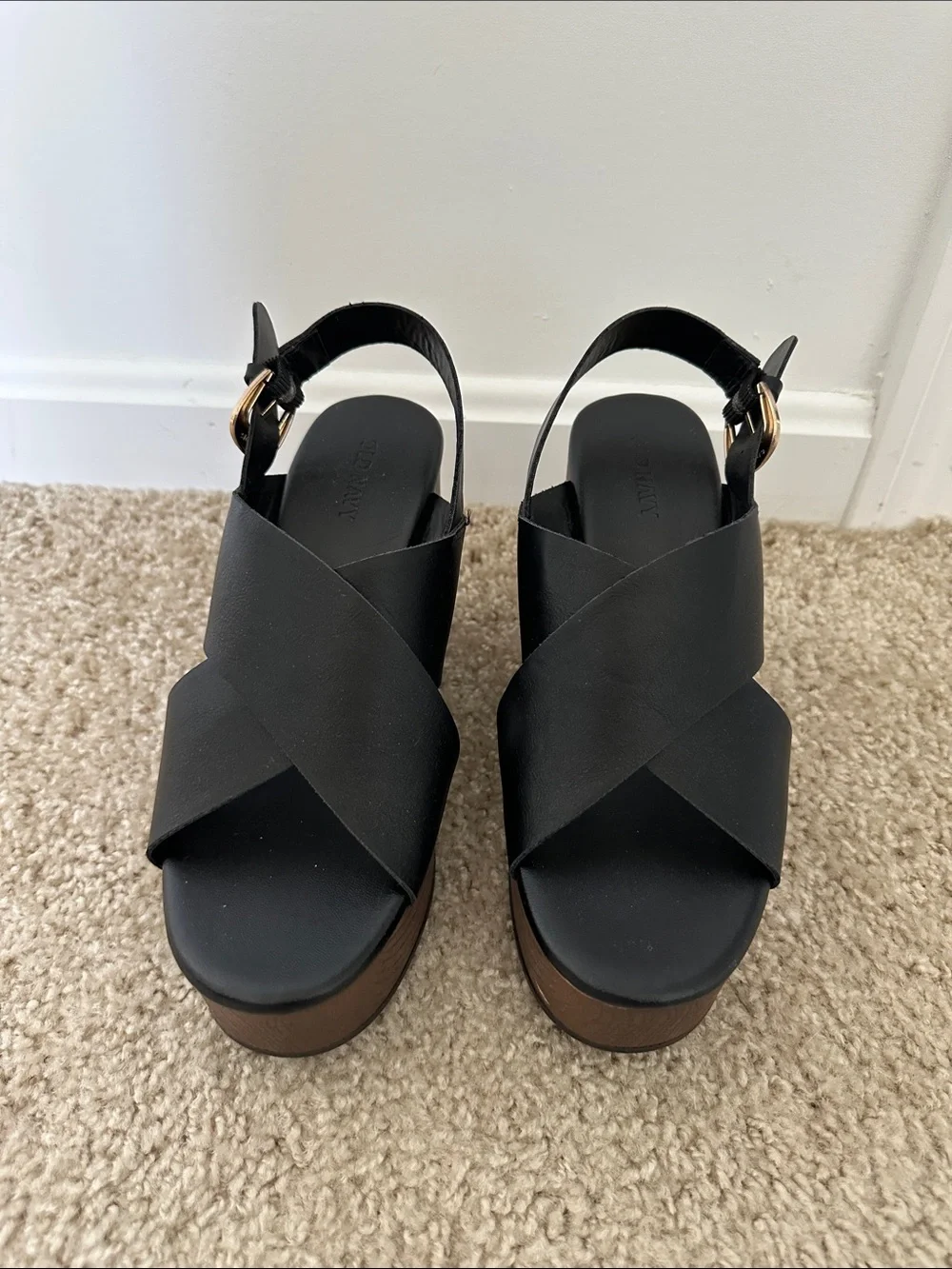 Old Navy Black Crisscross Platform Wedge Sandals with Brown Wood-Effect Sole